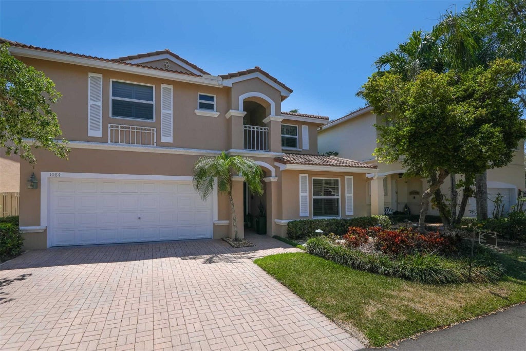 Photo of 1084 Corkwood Street, Hollywood, FL 33019 (MLS # B26044854)