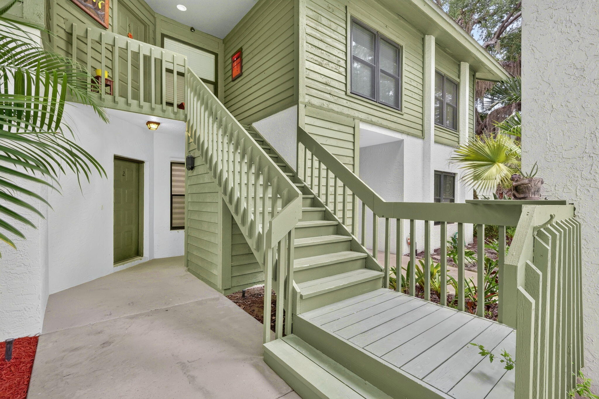 5250 SE Seascape Way 102