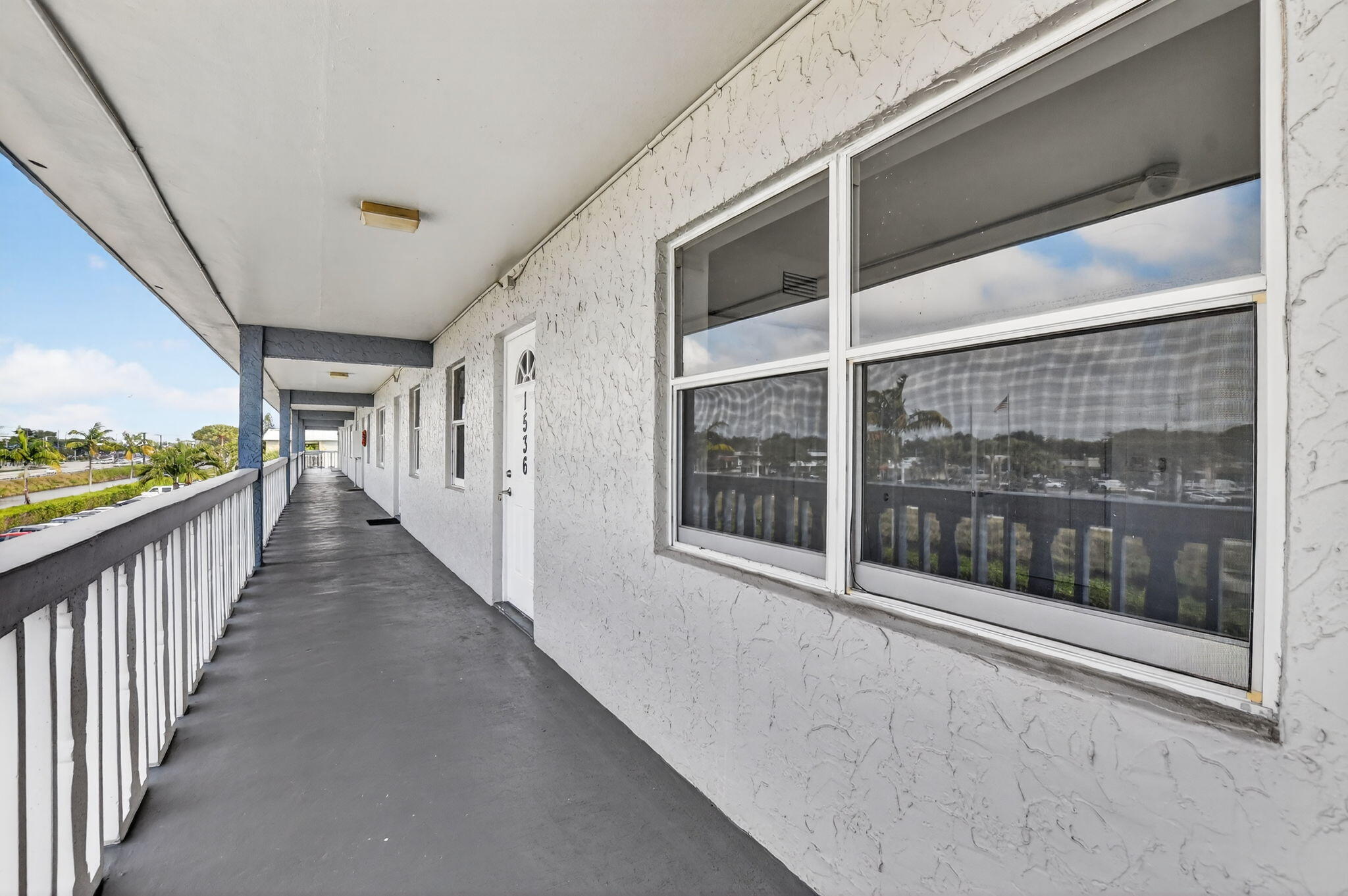 SANDALFOOT SOUTH THREE  COND - Residential