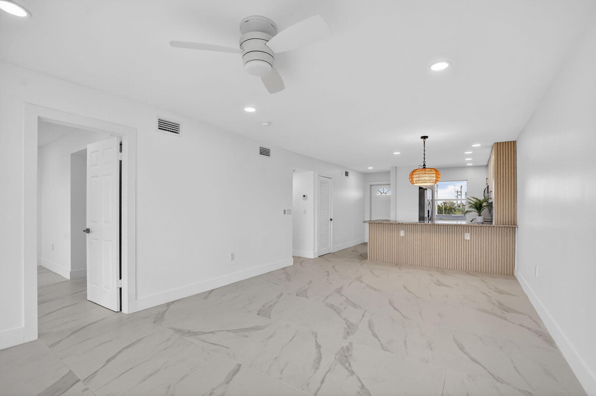 SANDALFOOT SOUTH THREE  COND - Residential