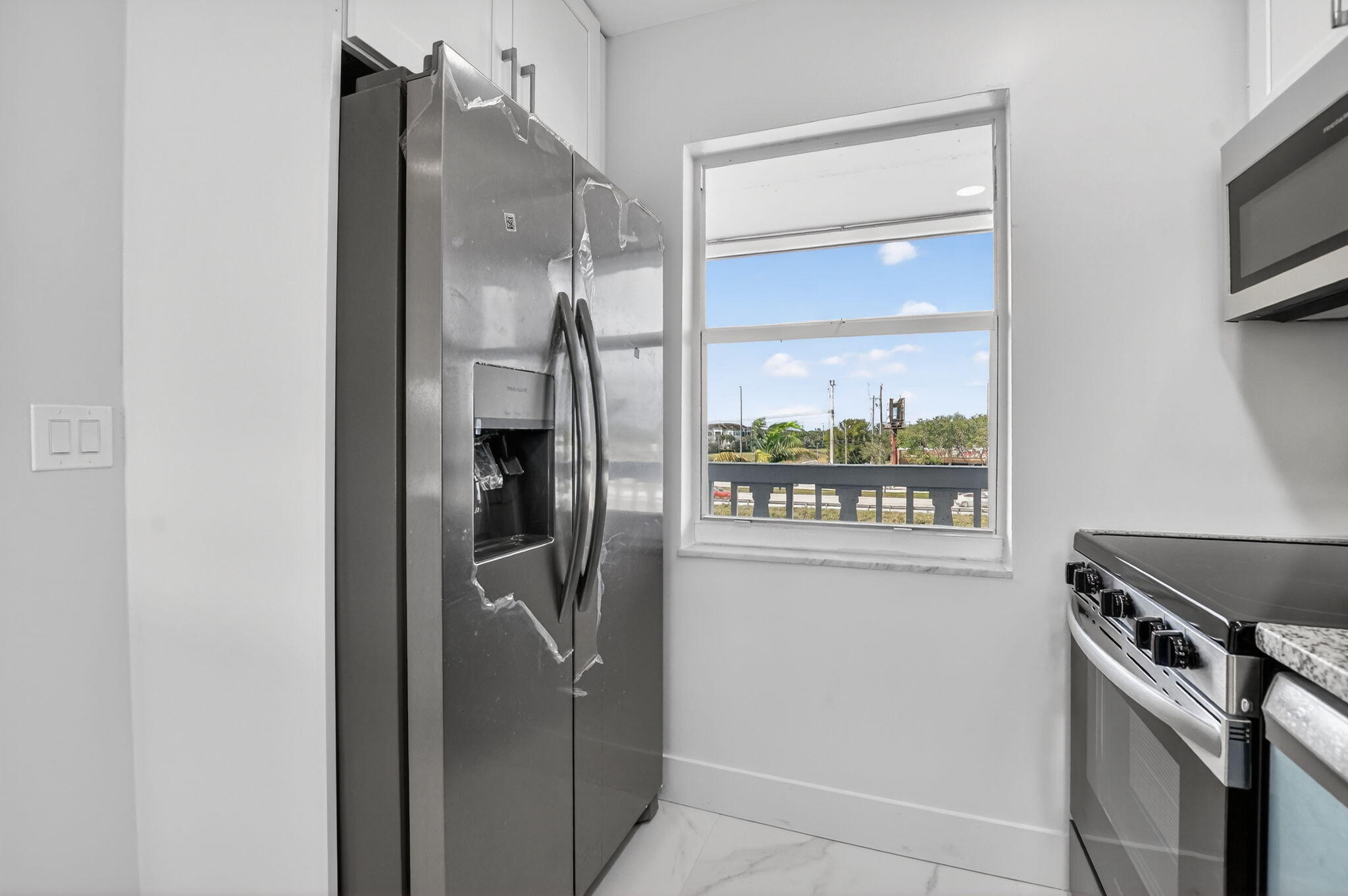 SANDALFOOT SOUTH THREE  COND - Residential