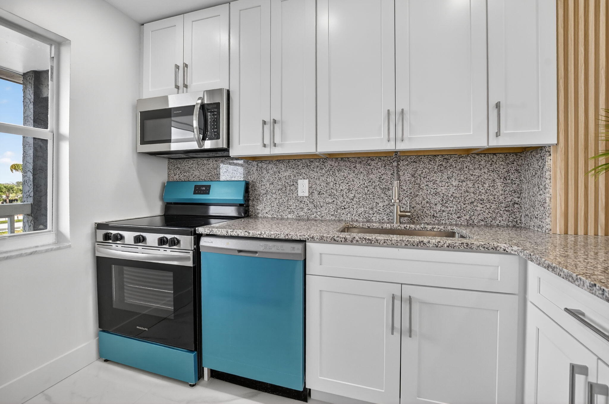 SANDALFOOT SOUTH THREE  COND - Residential