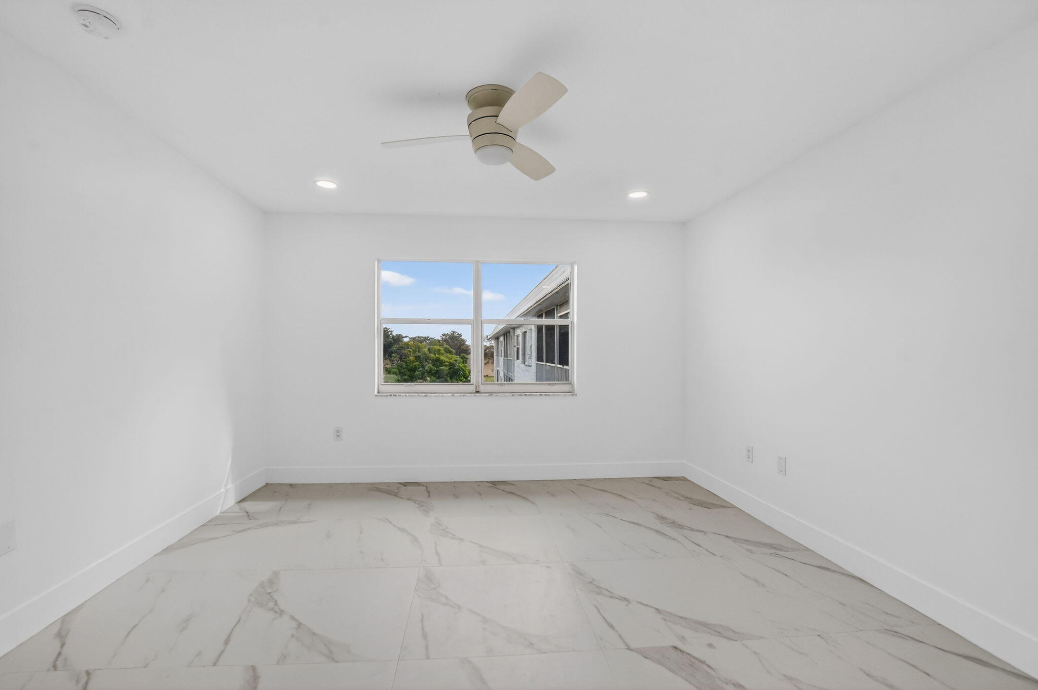 SANDALFOOT SOUTH THREE  COND - Residential