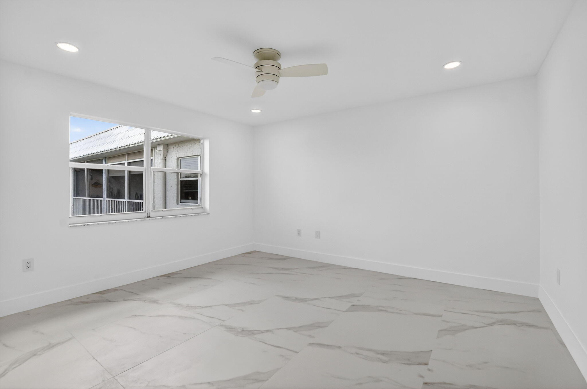 SANDALFOOT SOUTH THREE  COND - Residential