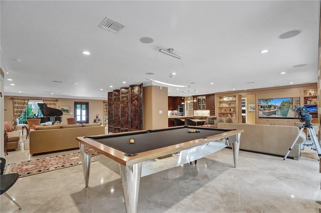 CORAL RIDGE COUNTRY CLUB - Residential