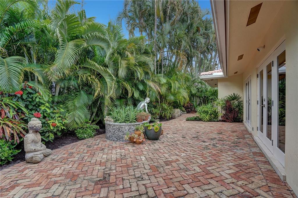 CORAL RIDGE COUNTRY CLUB - Residential