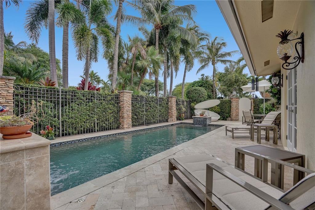 CORAL RIDGE COUNTRY CLUB - Residential