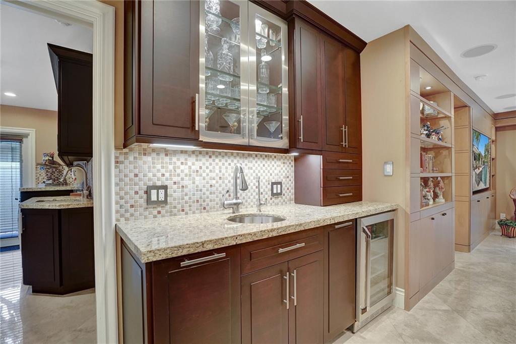CORAL RIDGE COUNTRY CLUB - Residential
