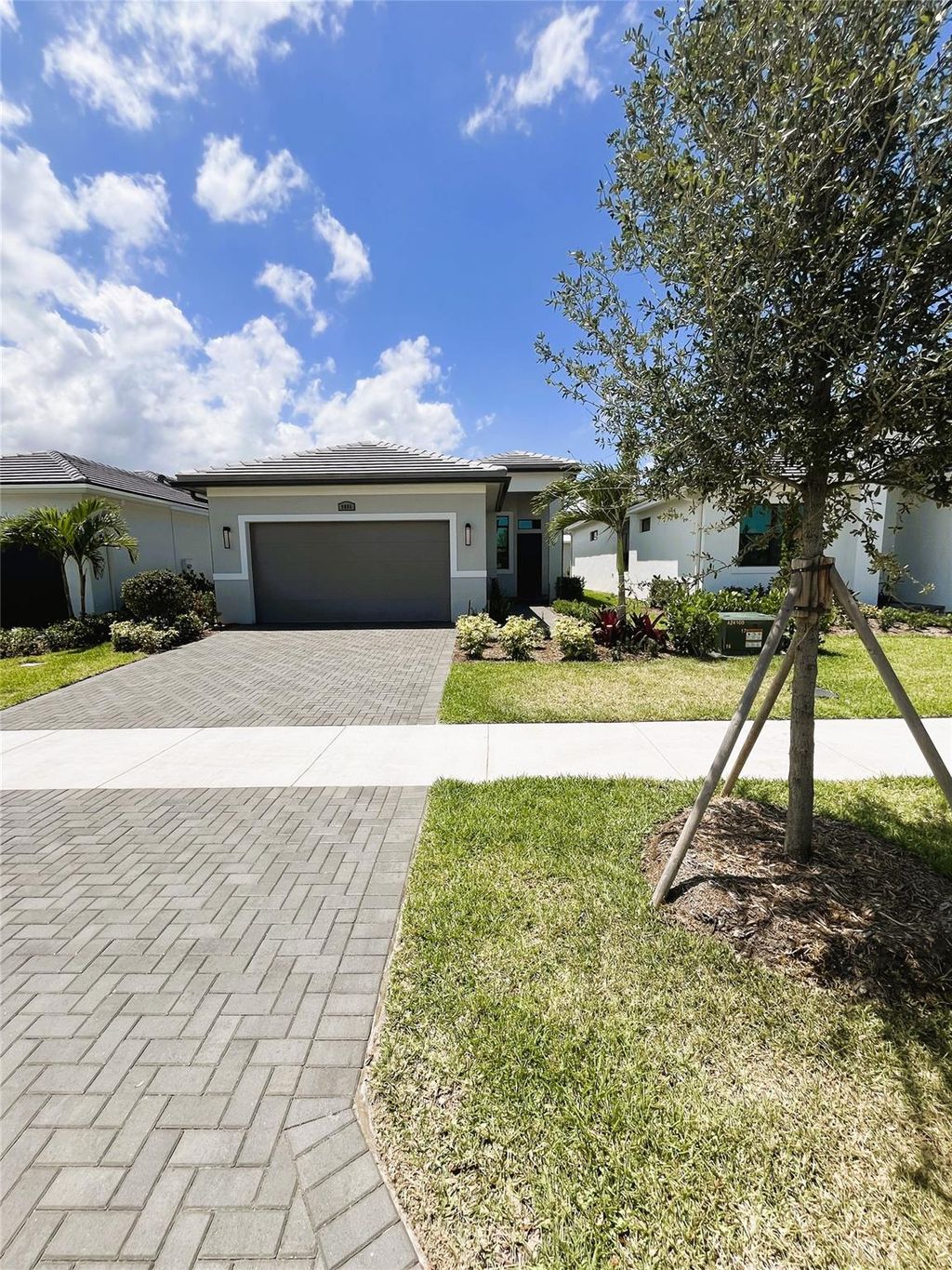 Photo of 9006 SW Vetta Way, Port St Lucie, FL 34987 (MLS # F10483555)