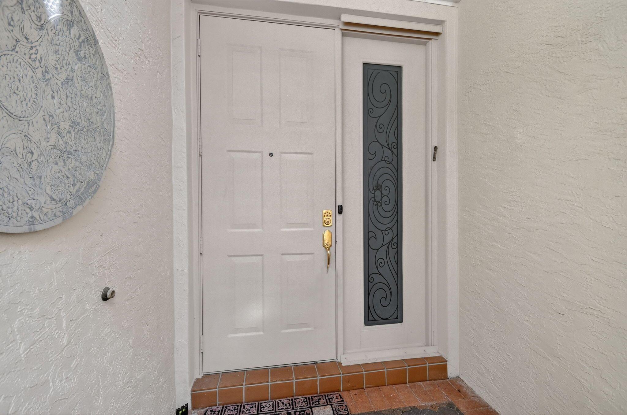 VALENCIA ISLES 3 - Residential