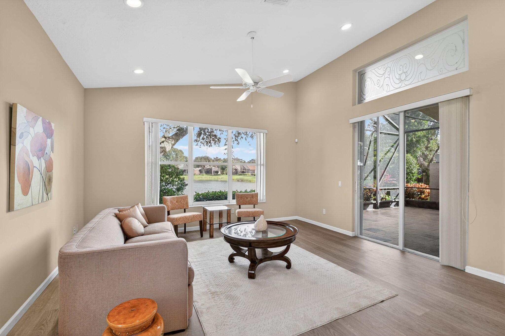 VALENCIA ISLES 3 - Residential