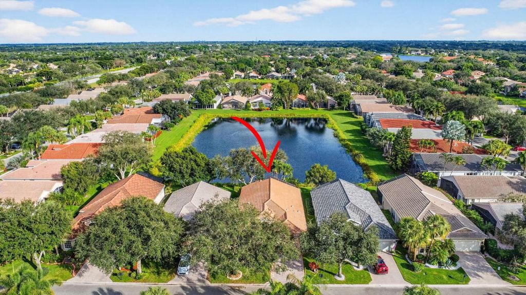 Photo of 11164 Kapalua Way, Boynton Beach, FL 33437 (MLS # R11148305)