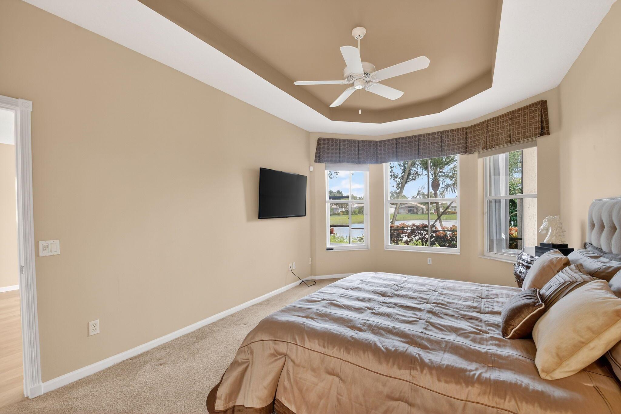 VALENCIA ISLES 3 - Residential