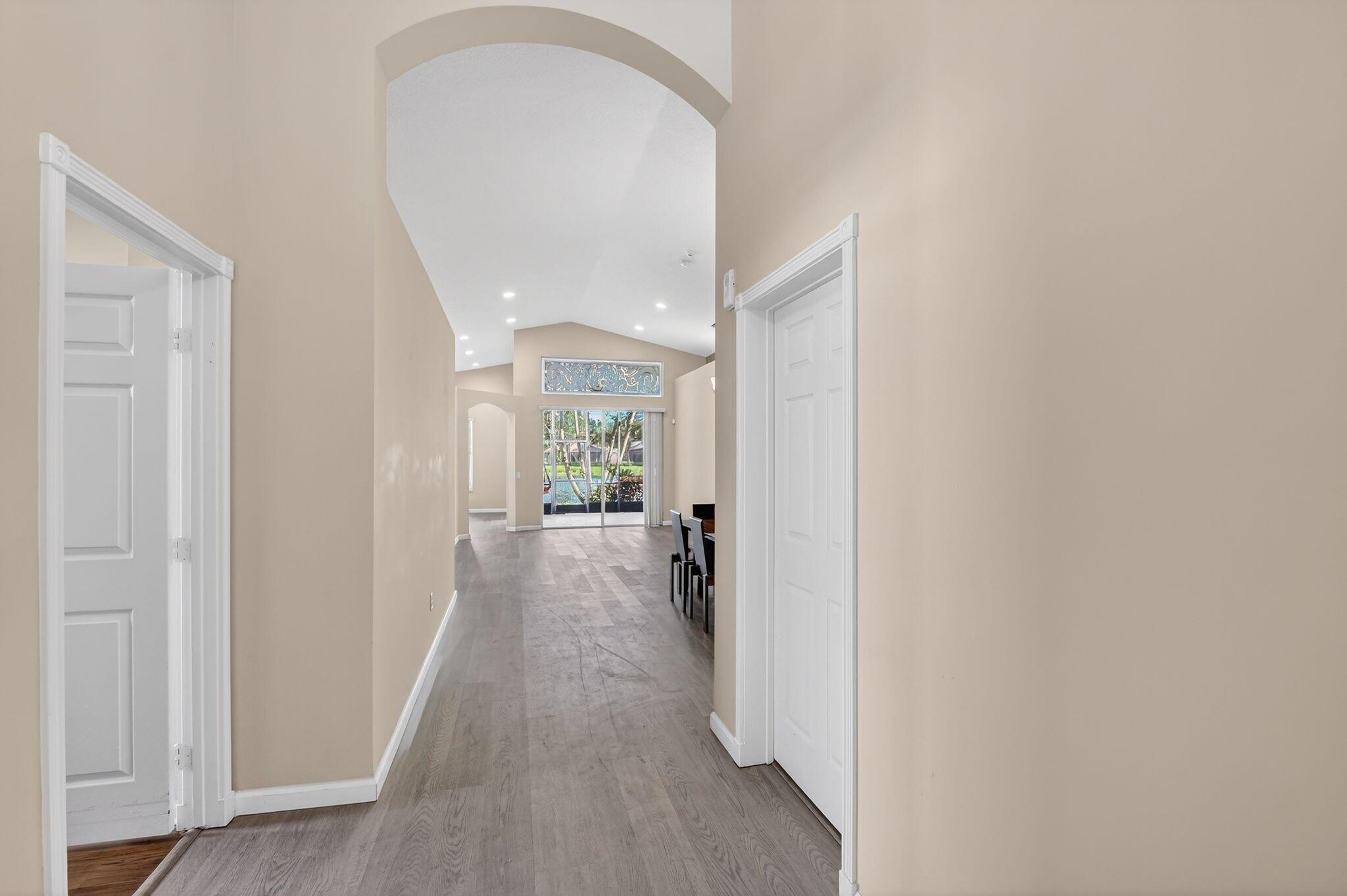 VALENCIA ISLES 3 - Residential