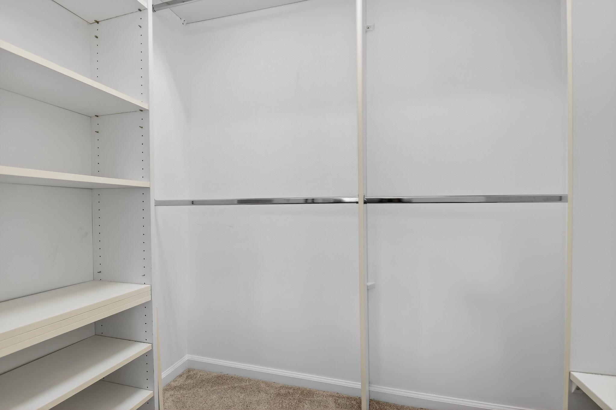 VALENCIA ISLES 3 - Residential