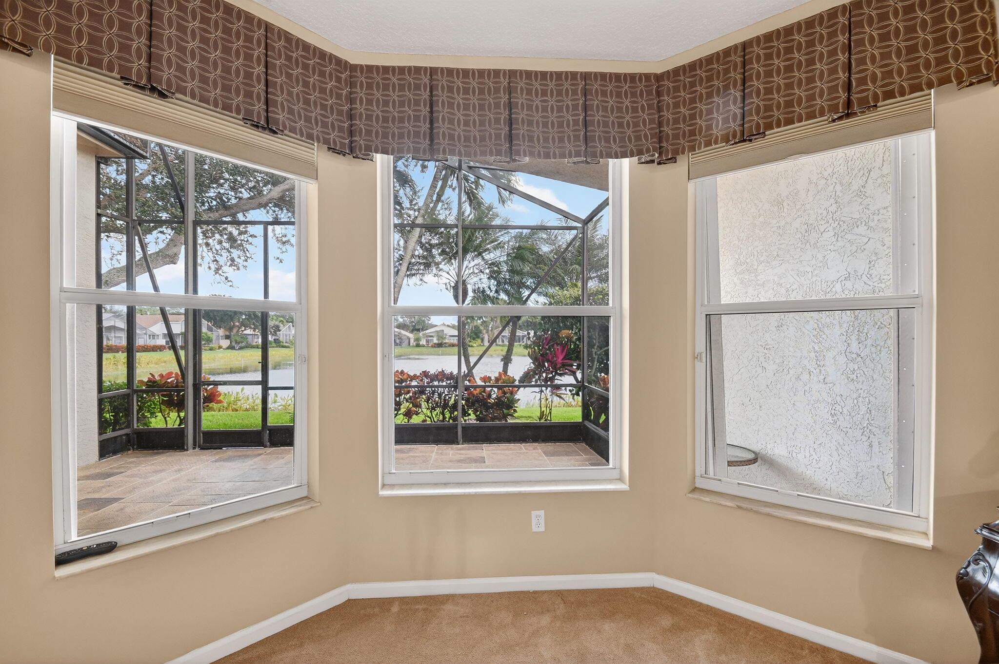 VALENCIA ISLES 3 - Residential