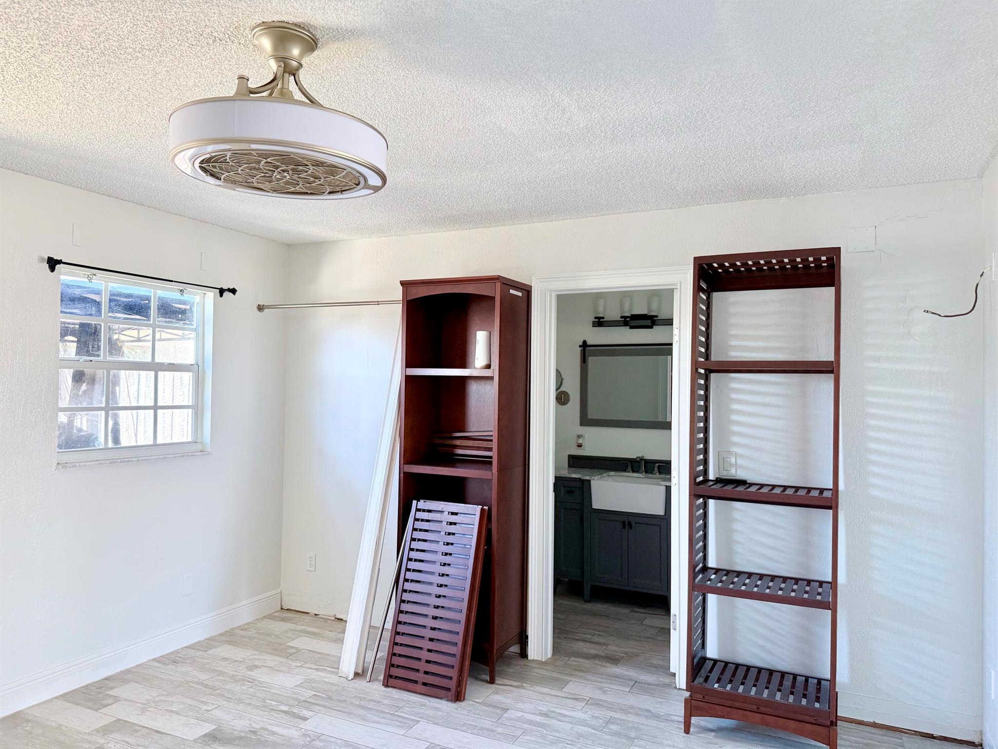 LEILANI HEIGHTS - Residential