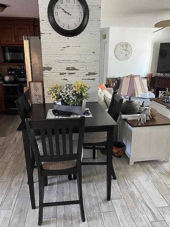 LEILANI HEIGHTS - Residential