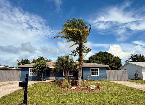 1567 NE 21st Terrace W Jensen Beach FL 34957