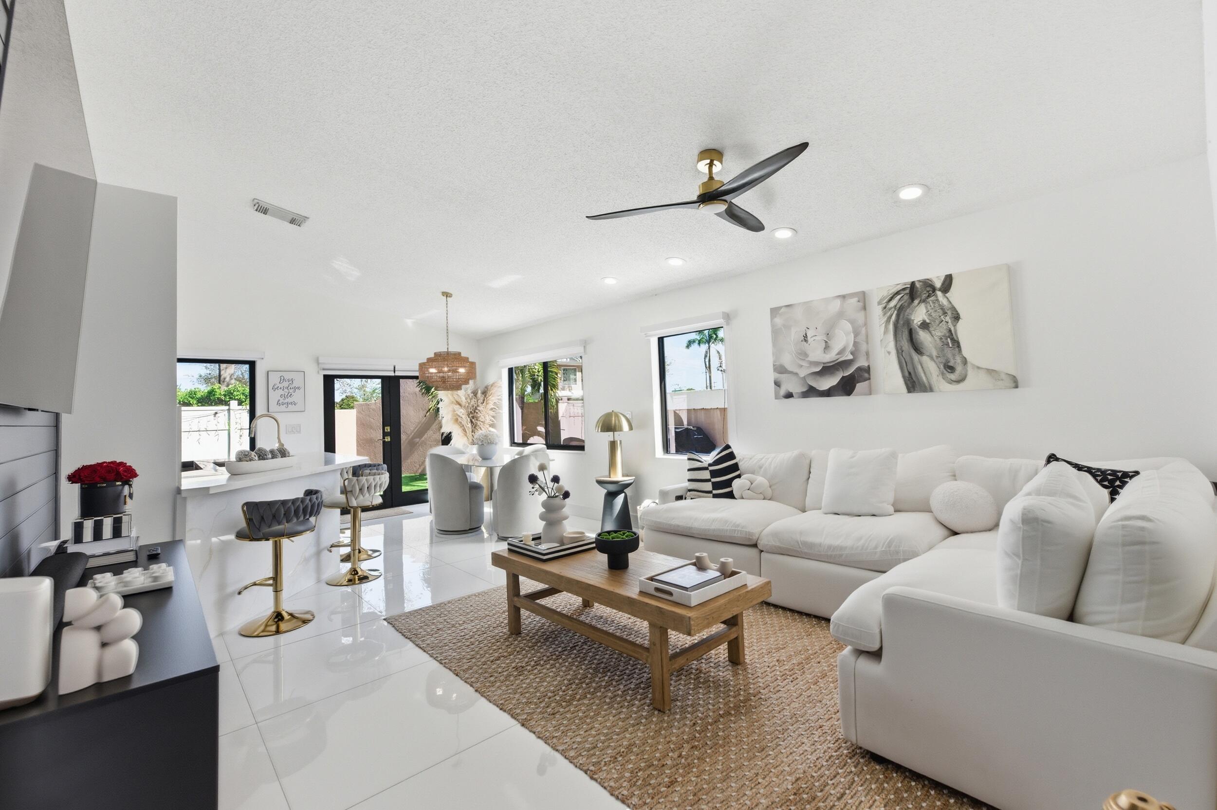 GATEWAY MILE RESUBDIVISION - Residential