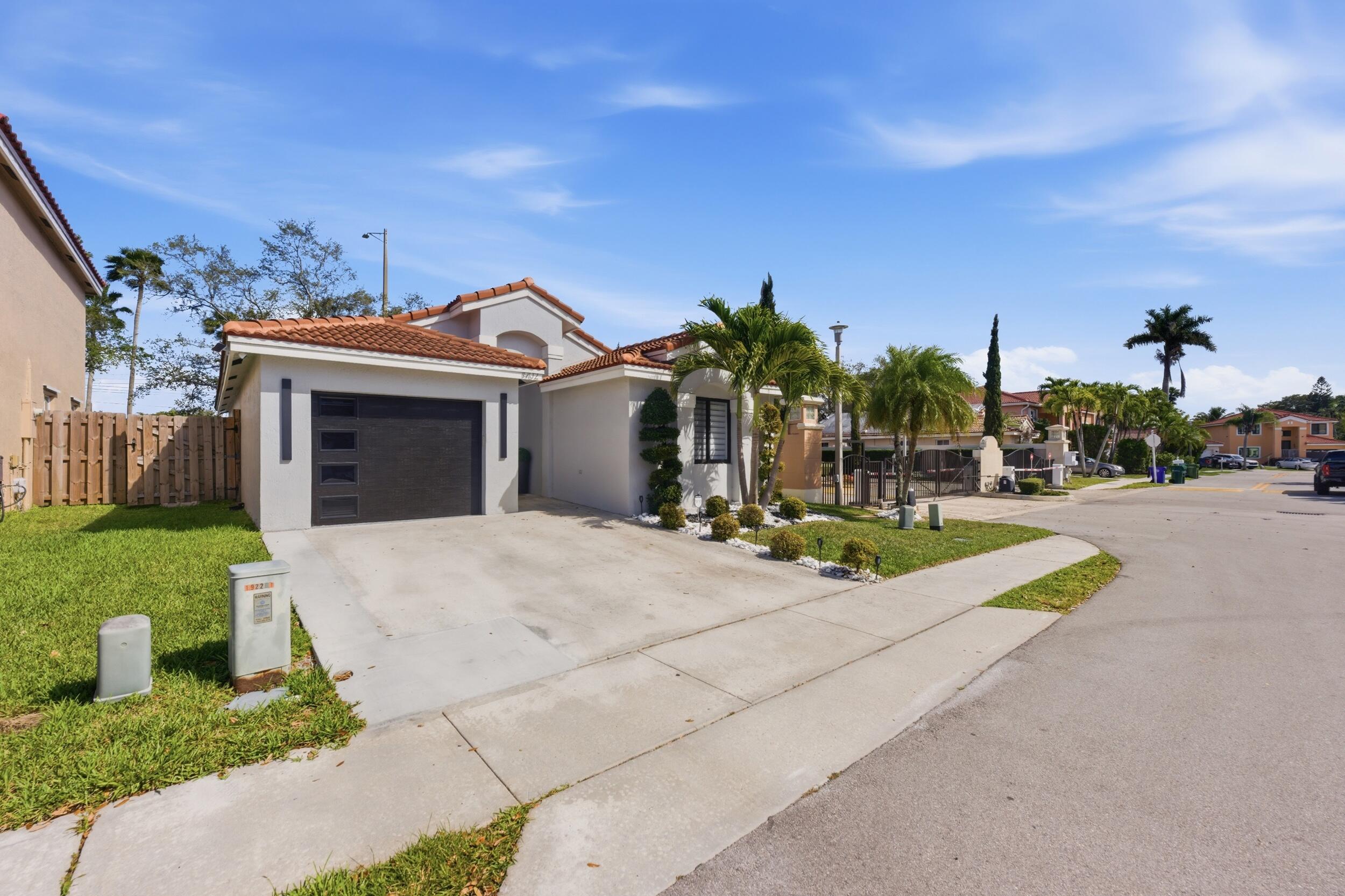 GATEWAY MILE RESUBDIVISION - Residential