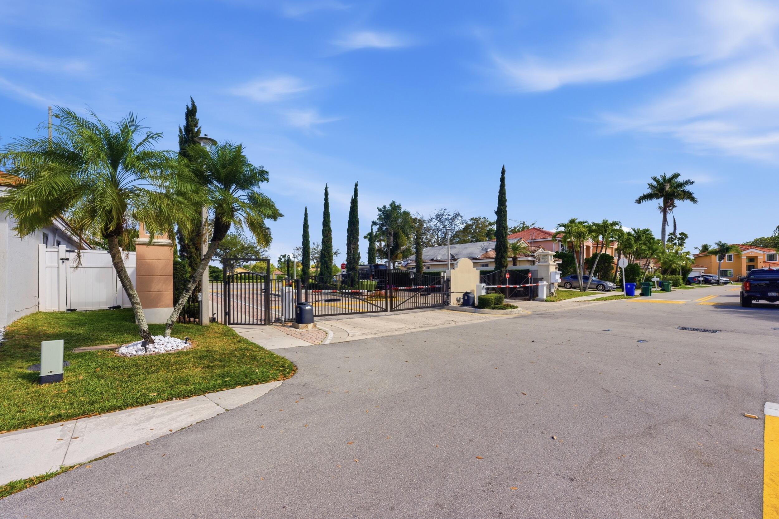 GATEWAY MILE RESUBDIVISION - Residential