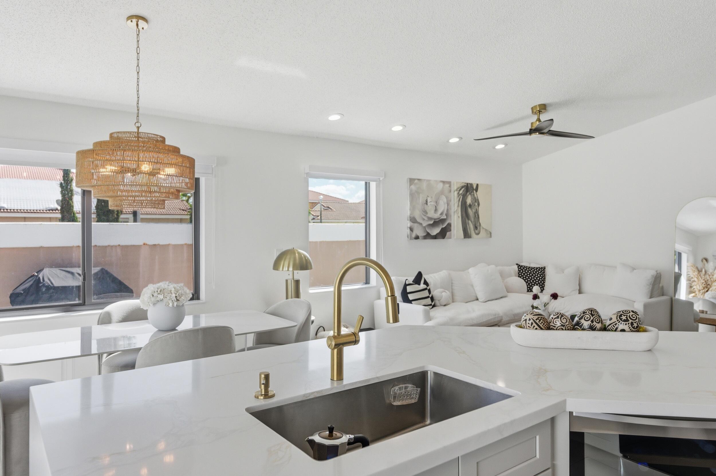 GATEWAY MILE RESUBDIVISION - Residential