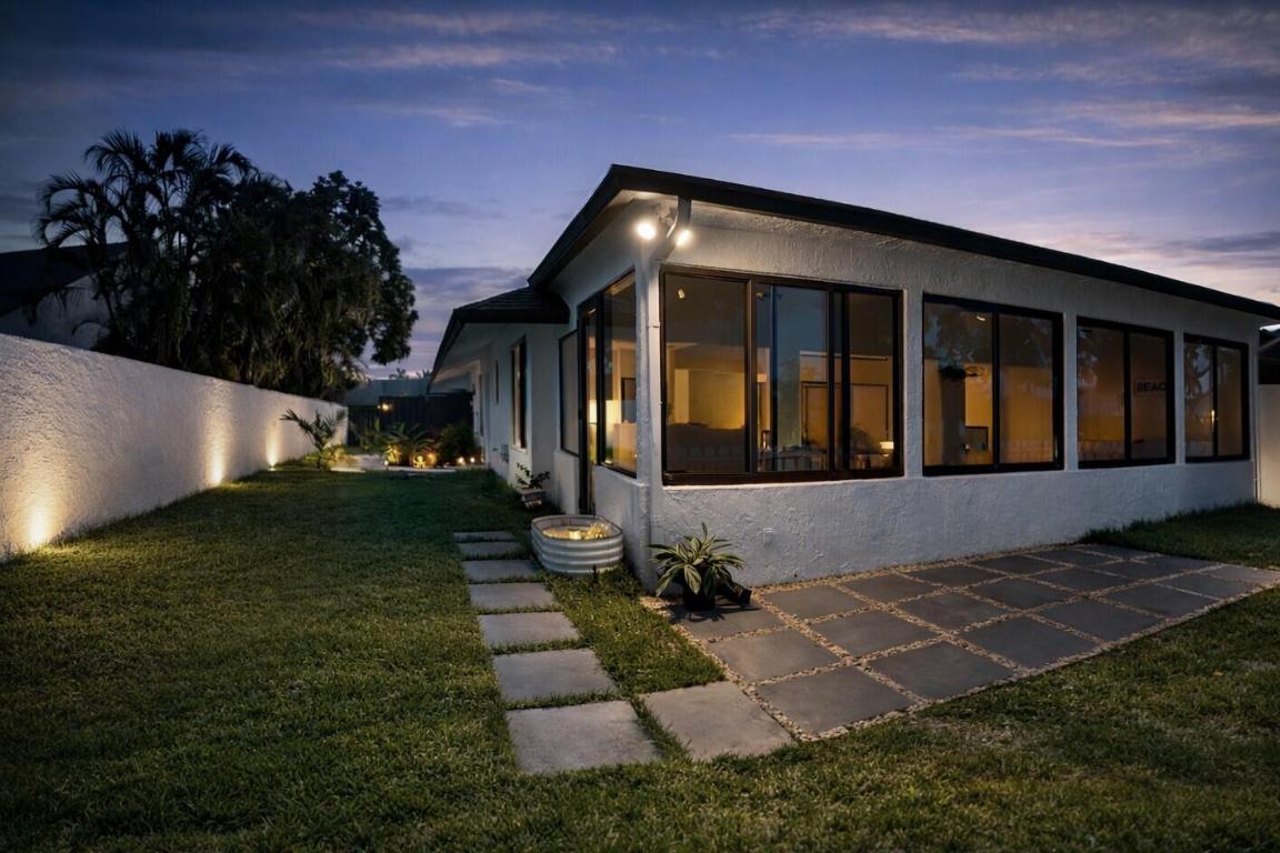 HOMEWOOD LAKES - Residential