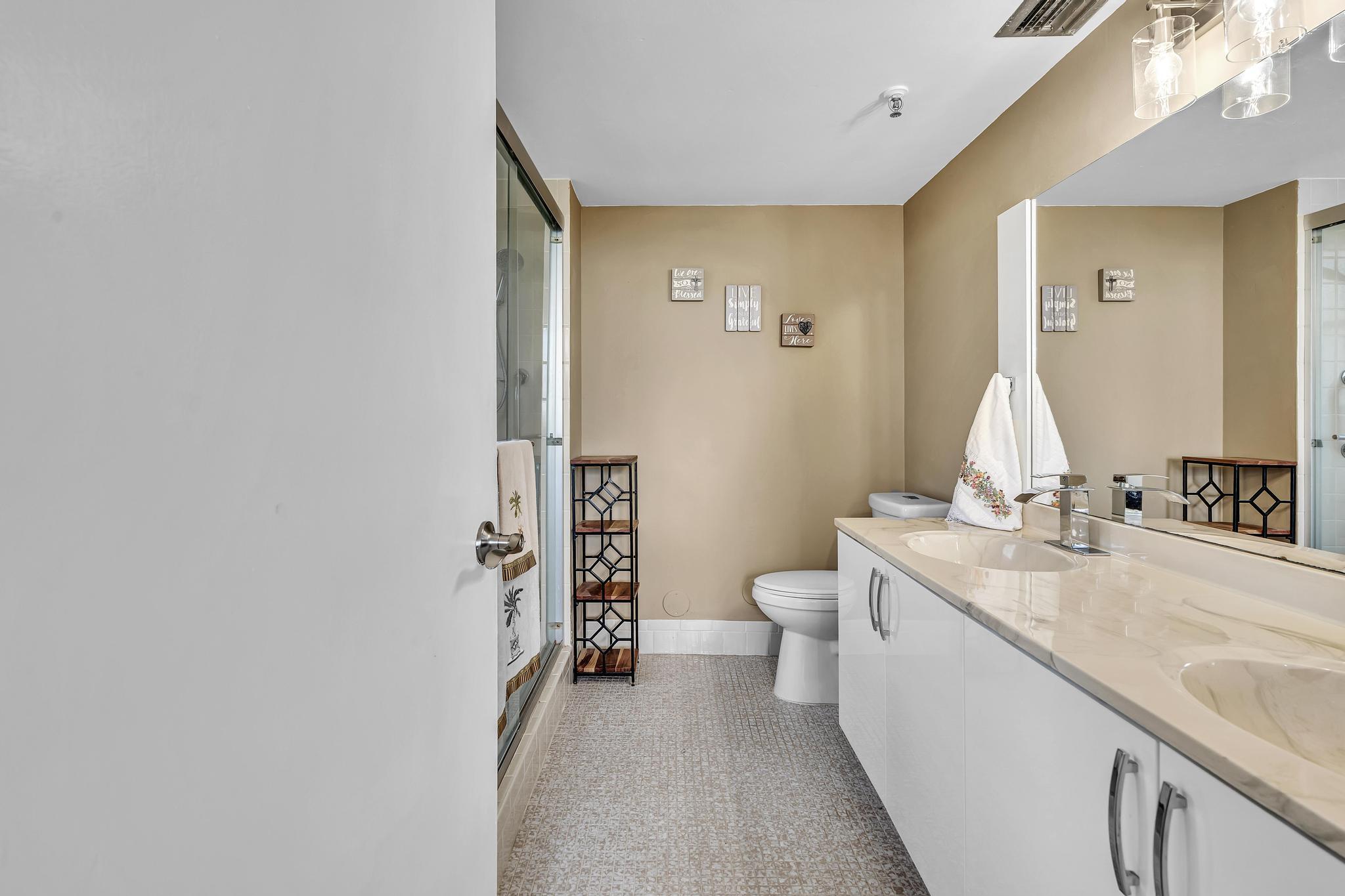 VILLAGES OF ORIOLE BONAIRE - Residential Lease