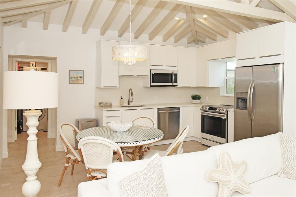 COLLEGE PARK - Residential Lease