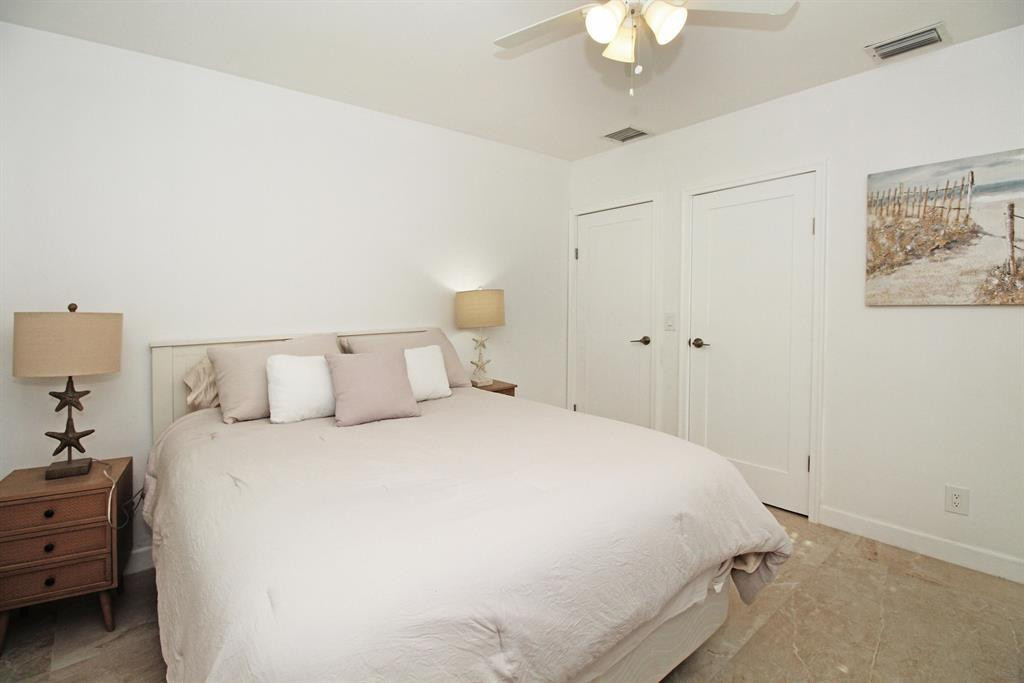 COLLEGE PARK - Residential Lease