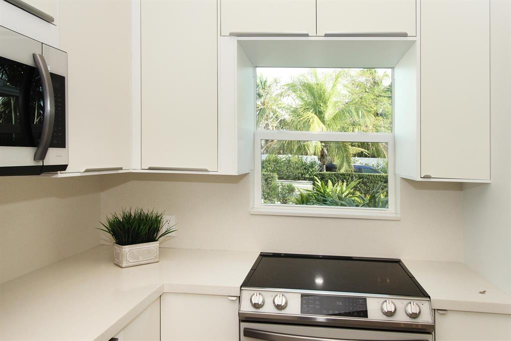 COLLEGE PARK - Residential Lease