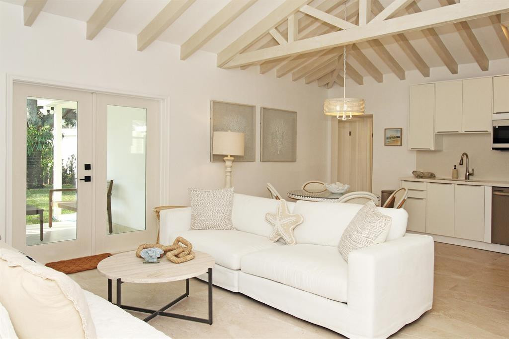 COLLEGE PARK - Residential Lease