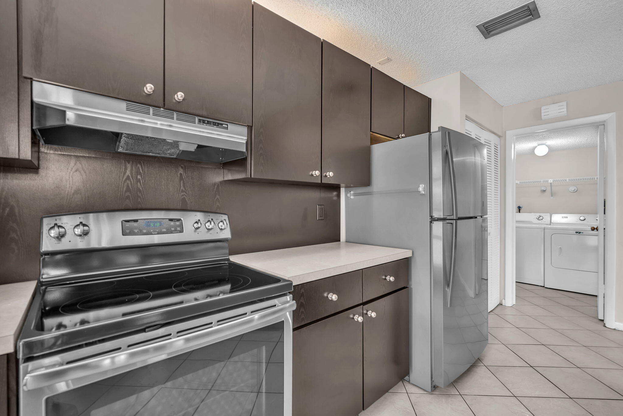 YORKVILLE - Residential