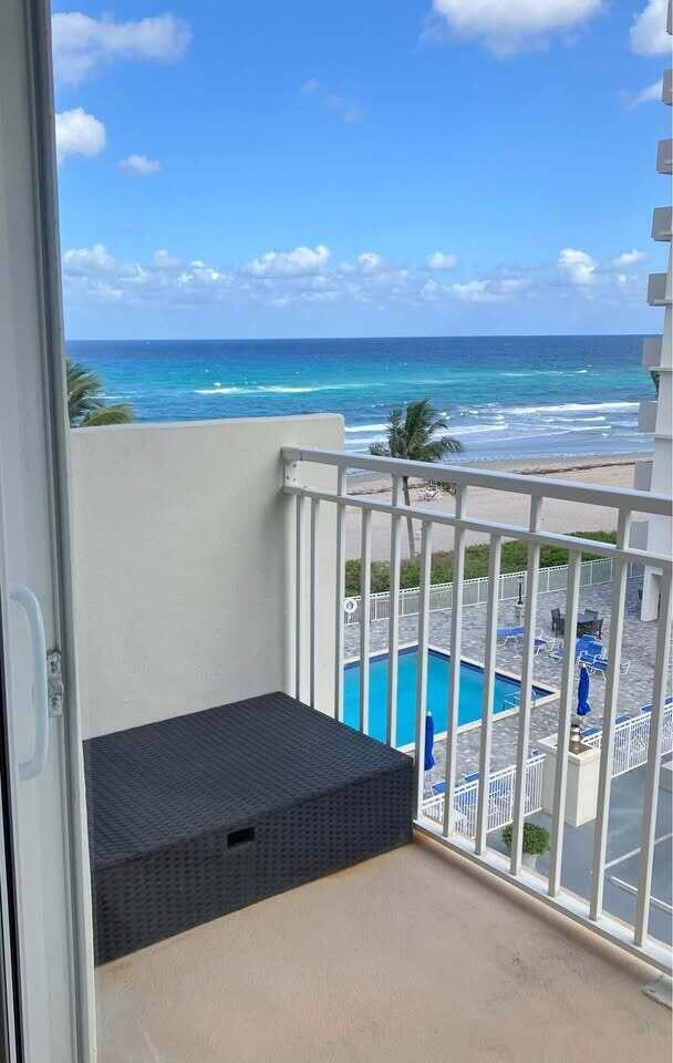 3215 S Ocean Boulevard 407