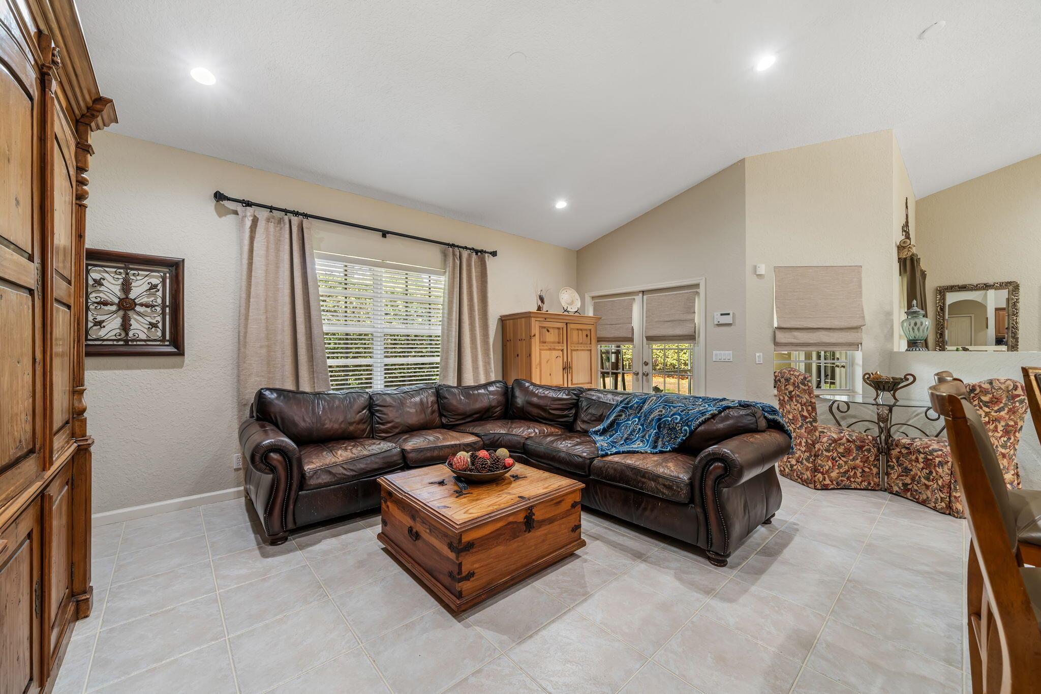 SUGAR POND MANOR OF WELLI - Residential