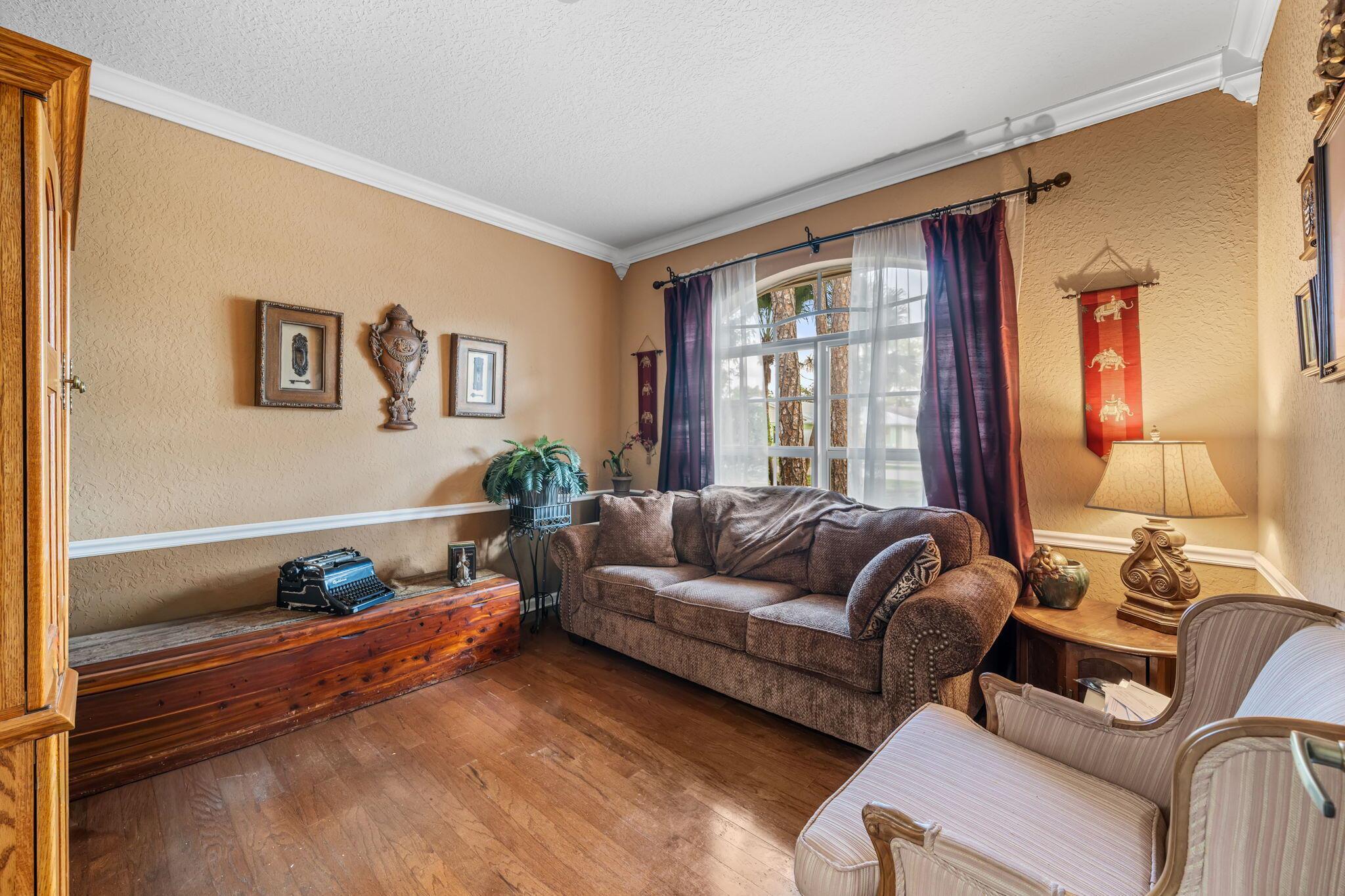 SUGAR POND MANOR OF WELLI - Residential