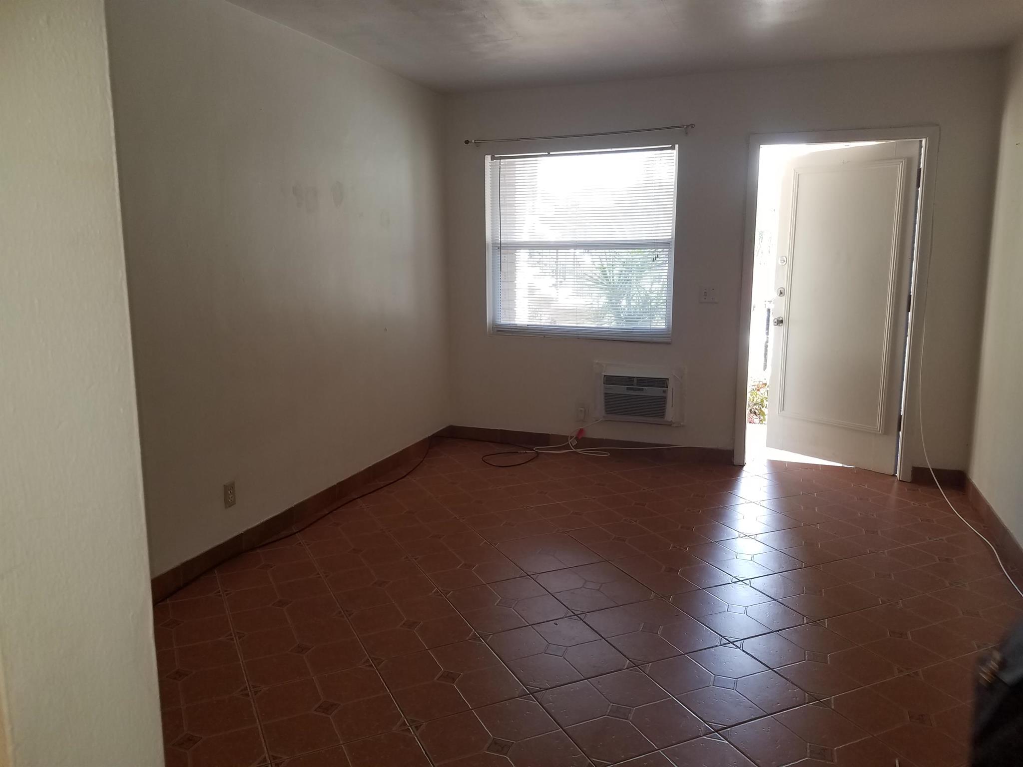 311 Inlet Way 11