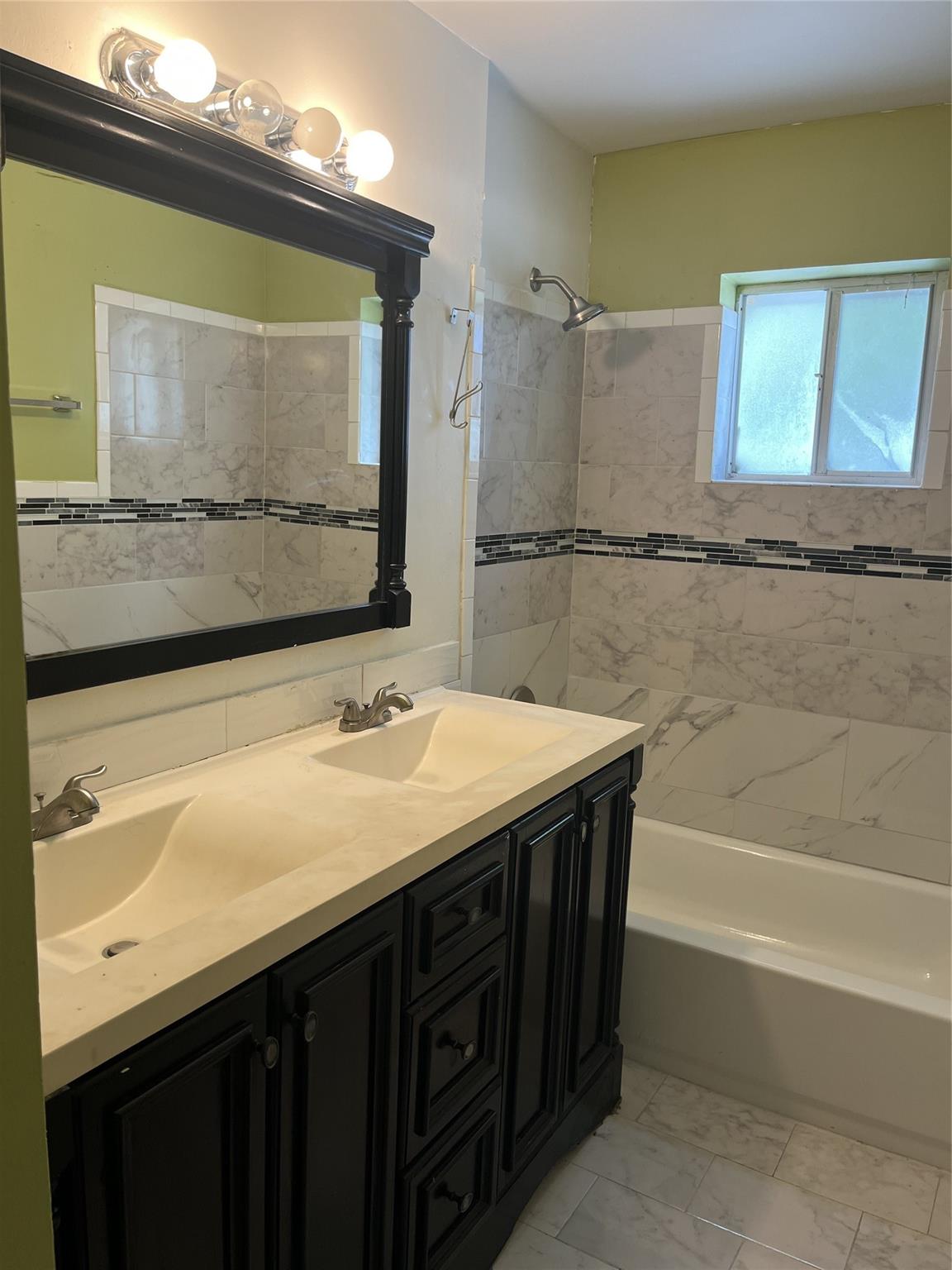 Cross Creek Twnhms - Residential Lease