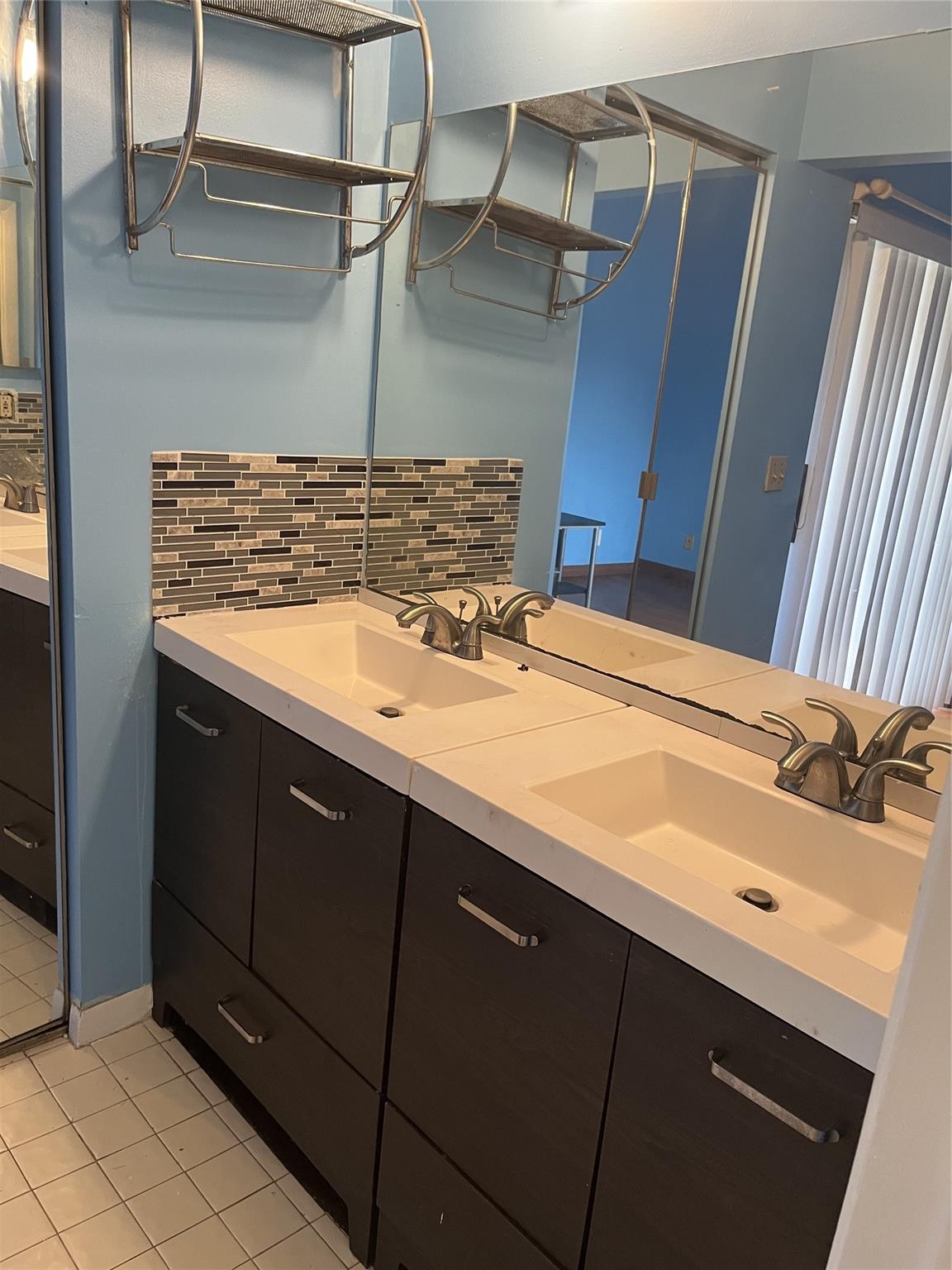 Cross Creek Twnhms - Residential Lease