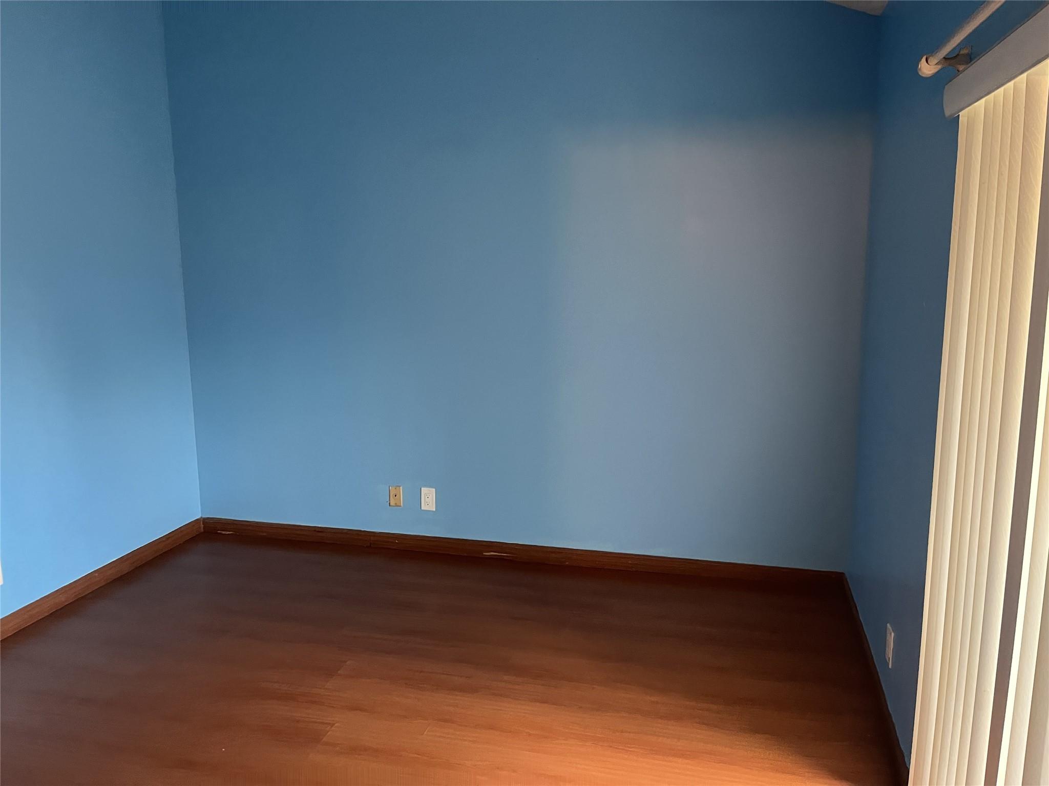 Cross Creek Twnhms - Residential Lease