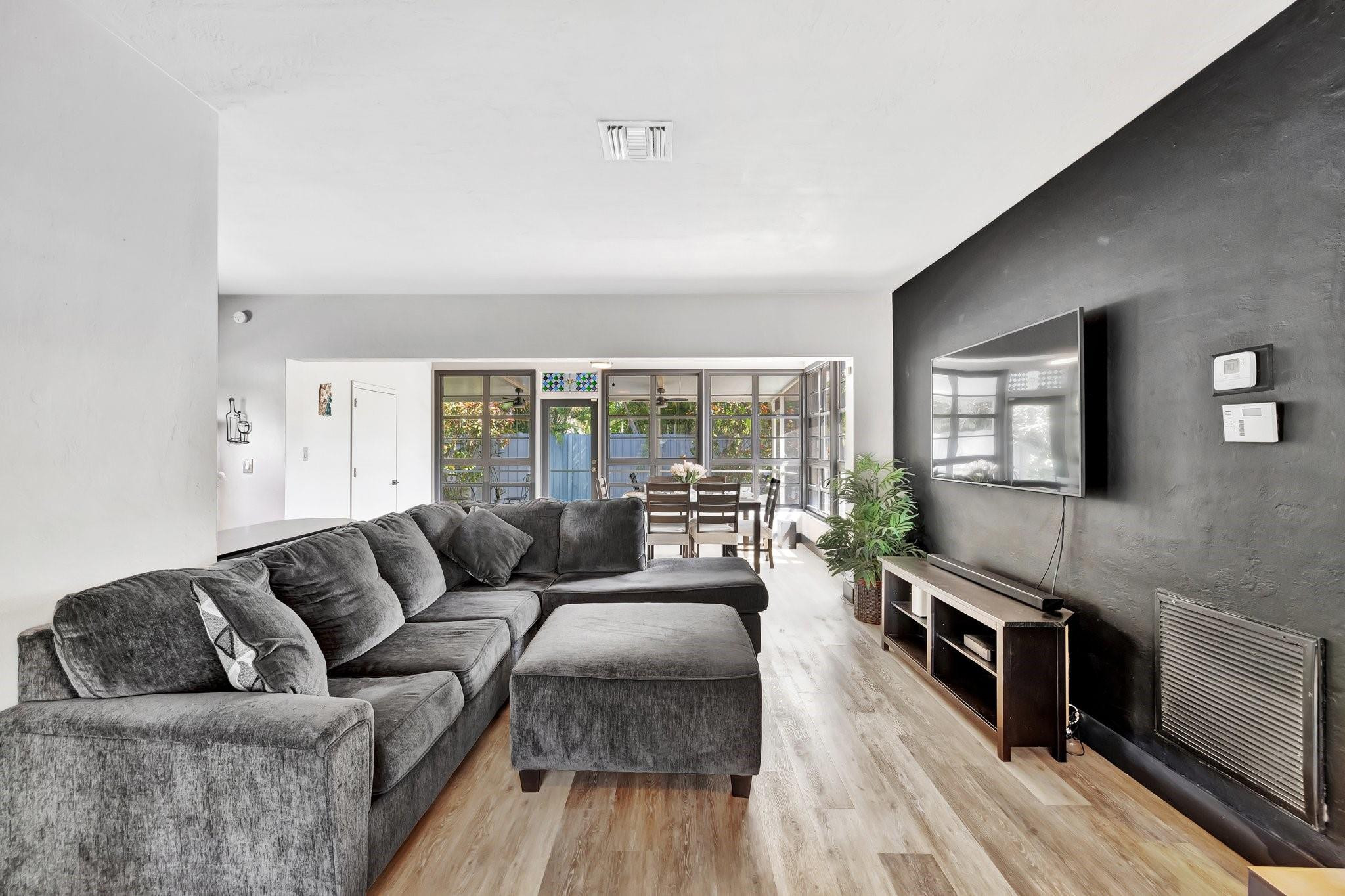ISLAND VIEW - Residential