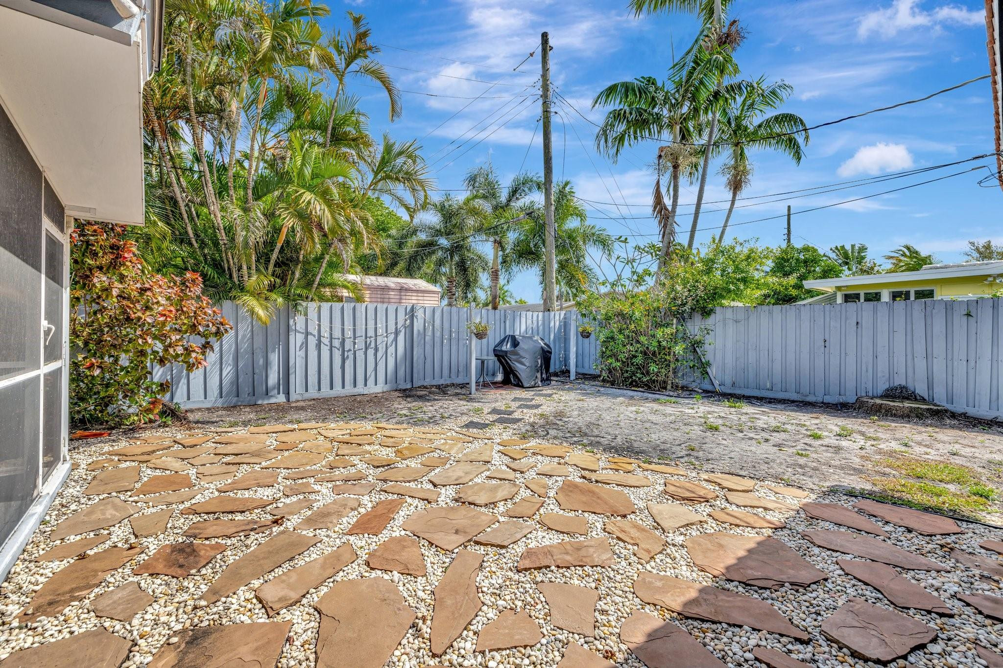 ISLAND VIEW - Residential