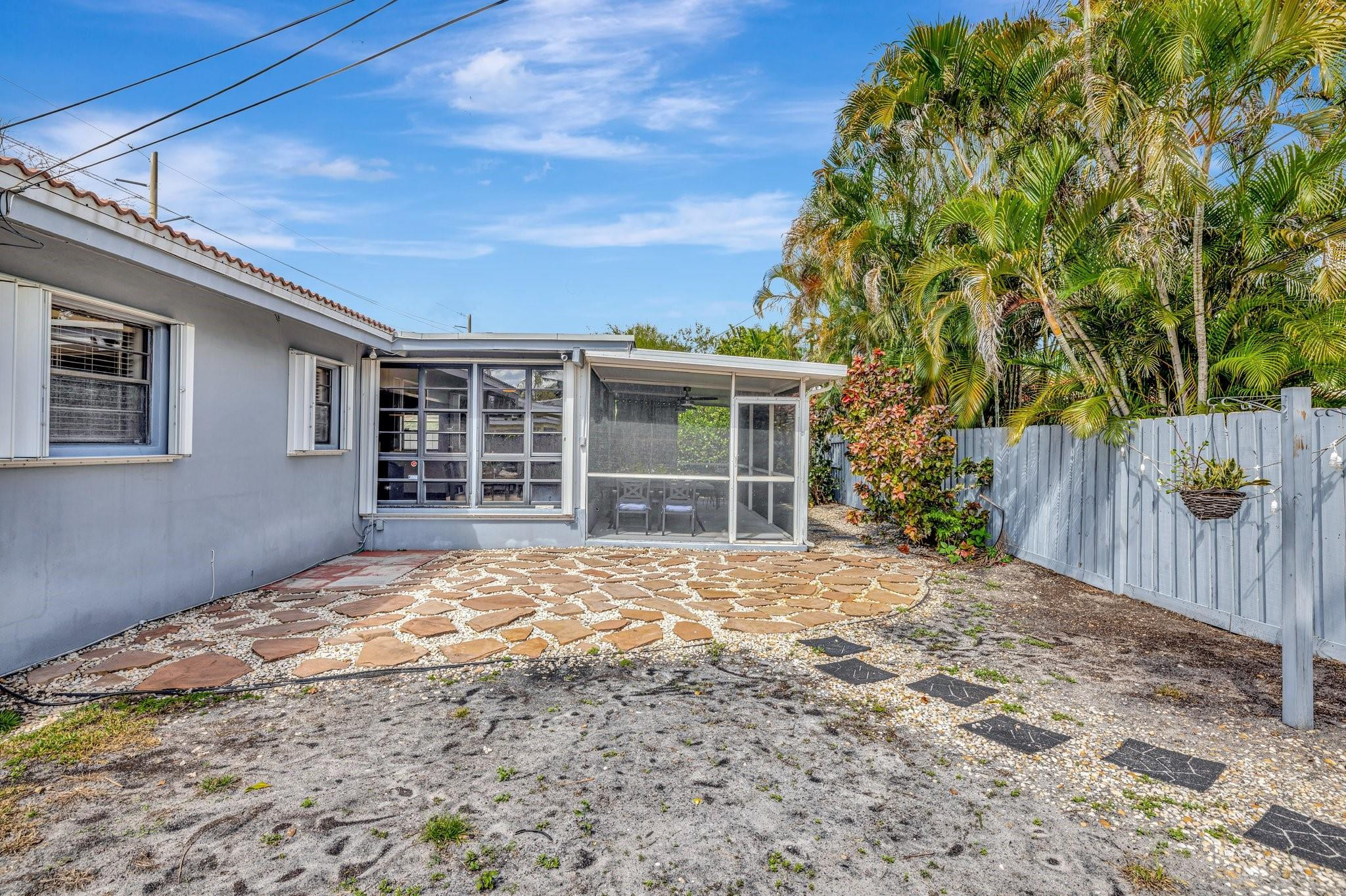 ISLAND VIEW - Residential