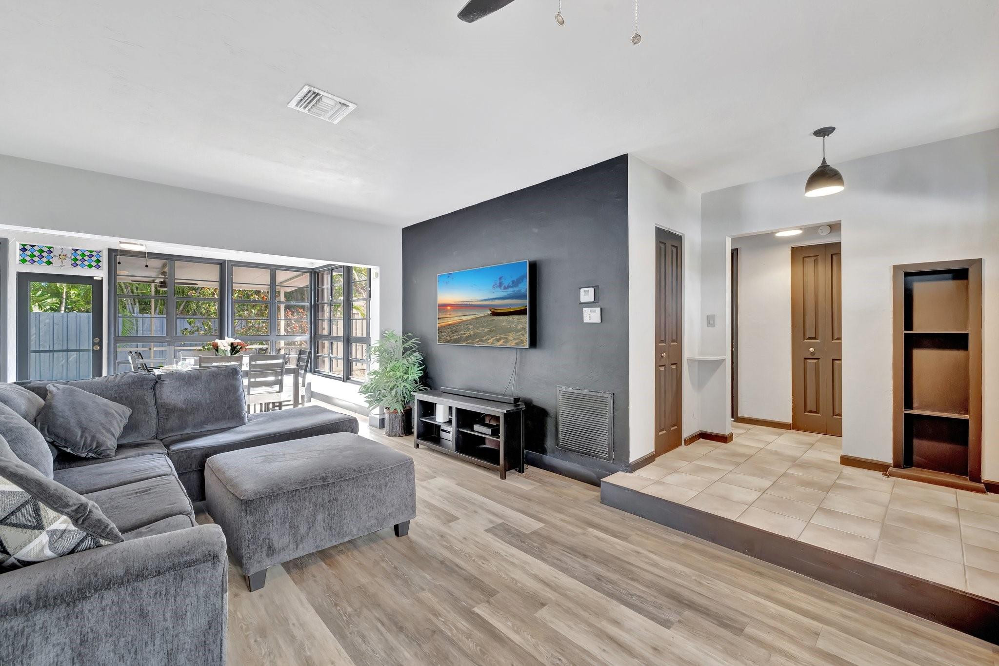 ISLAND VIEW - Residential