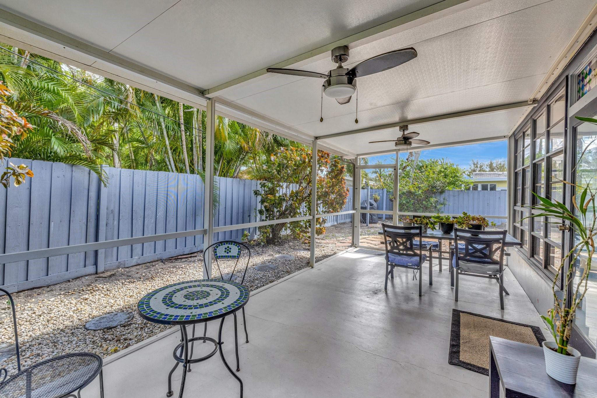 ISLAND VIEW - Residential