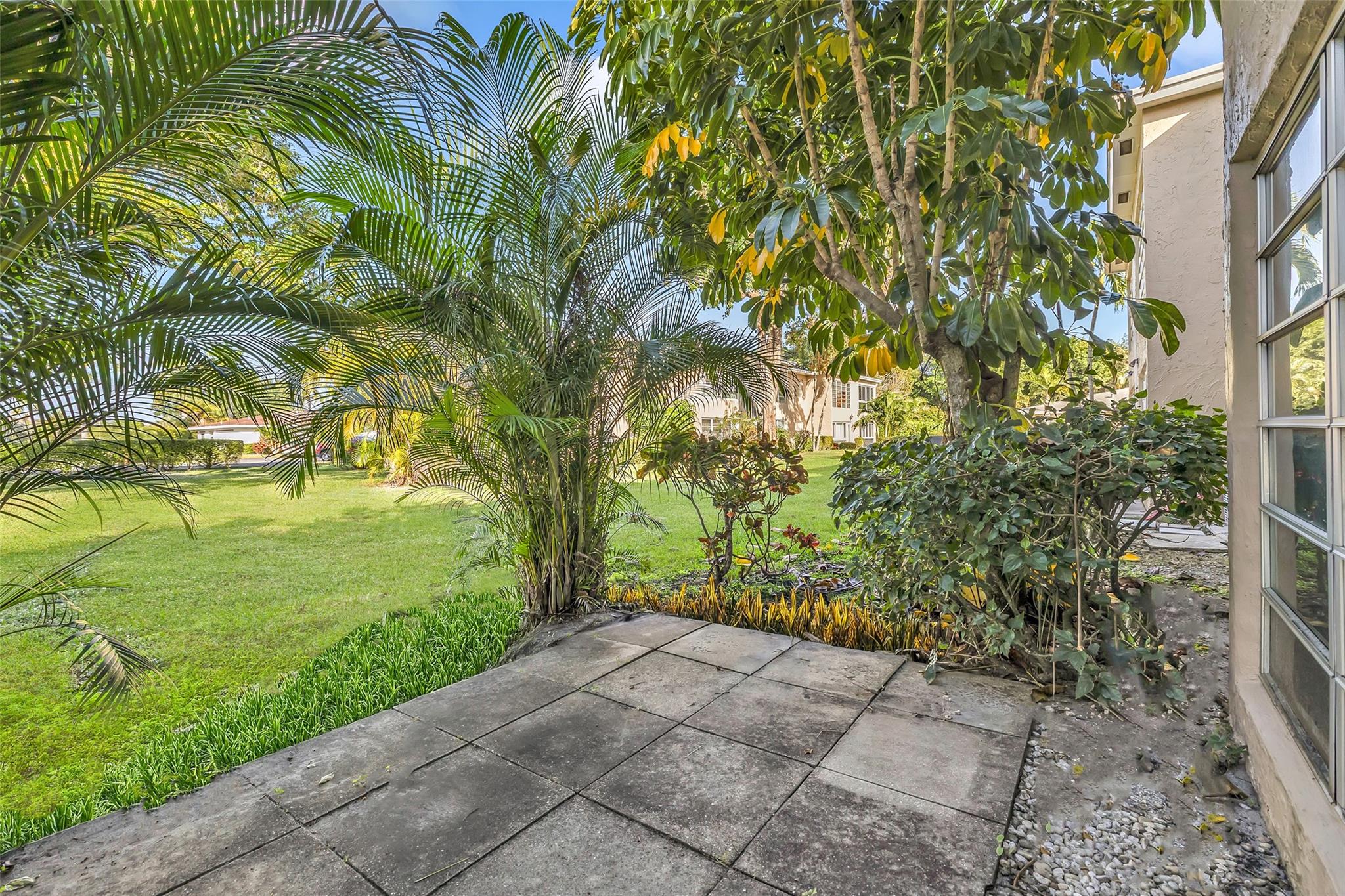 Palm Greens at Villa Del - Residential