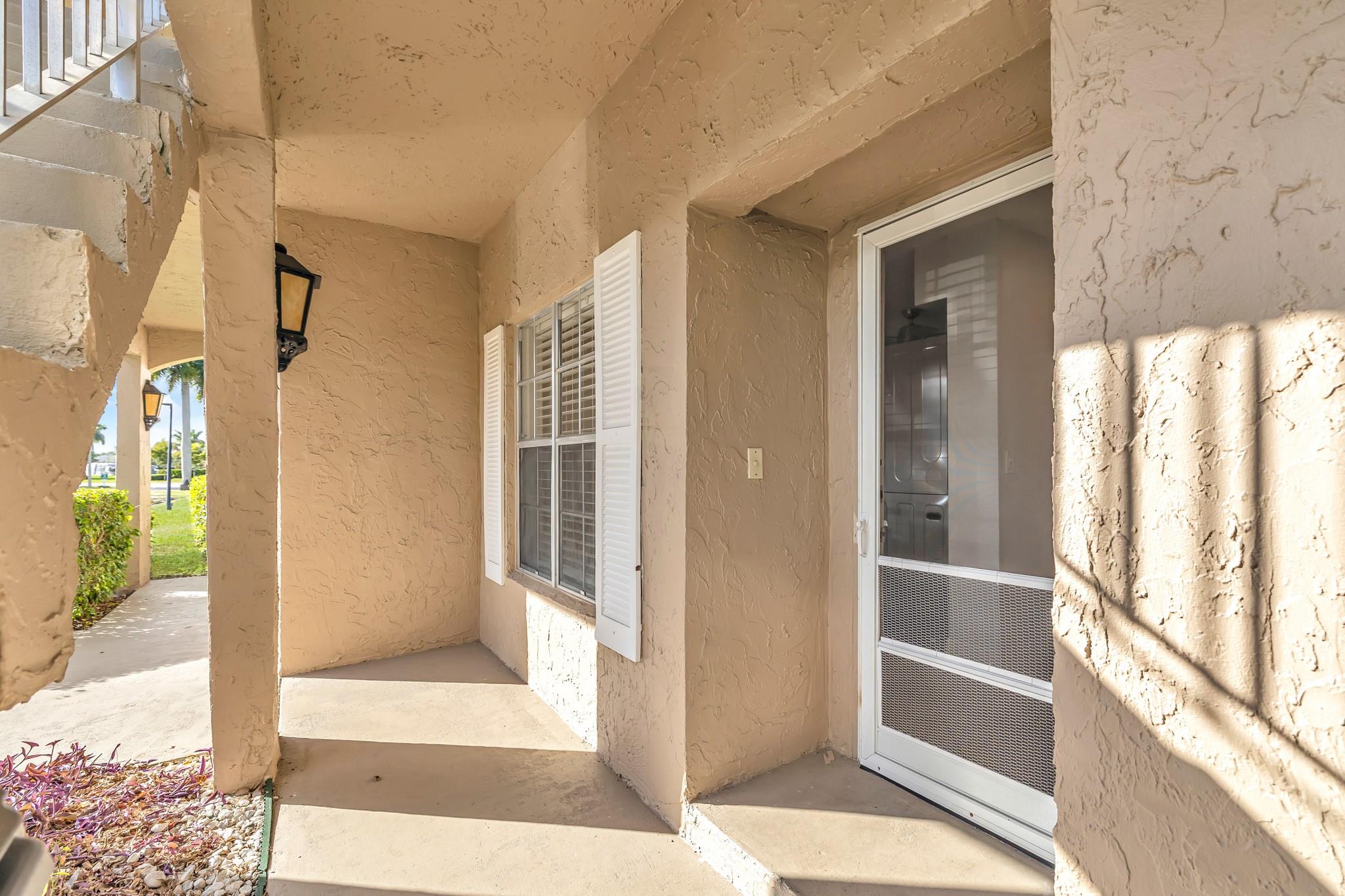 Palm Greens at Villa Del - Residential