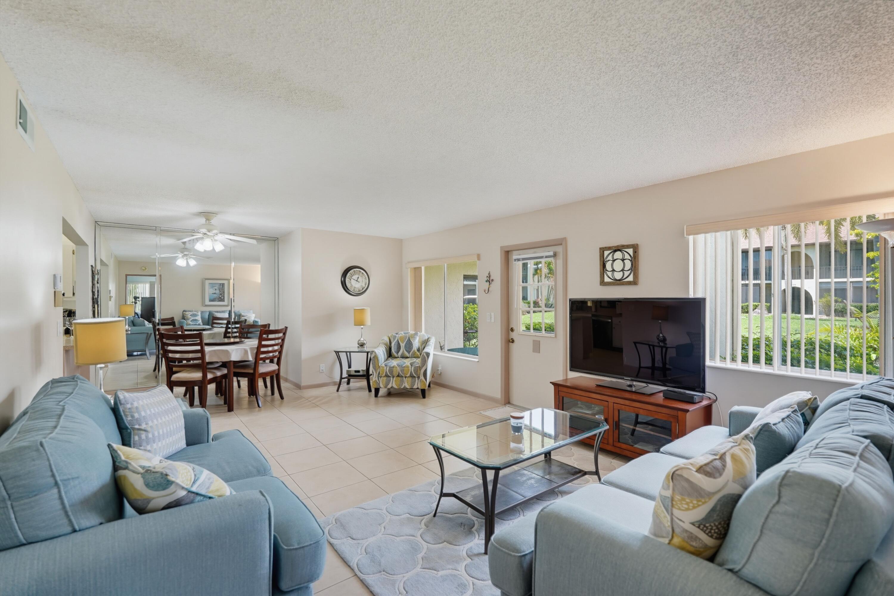 Properties 331 Knotty Pine Circle C-1