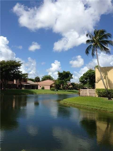 9404 NW 39th St 9404 Sunrise FL 33351